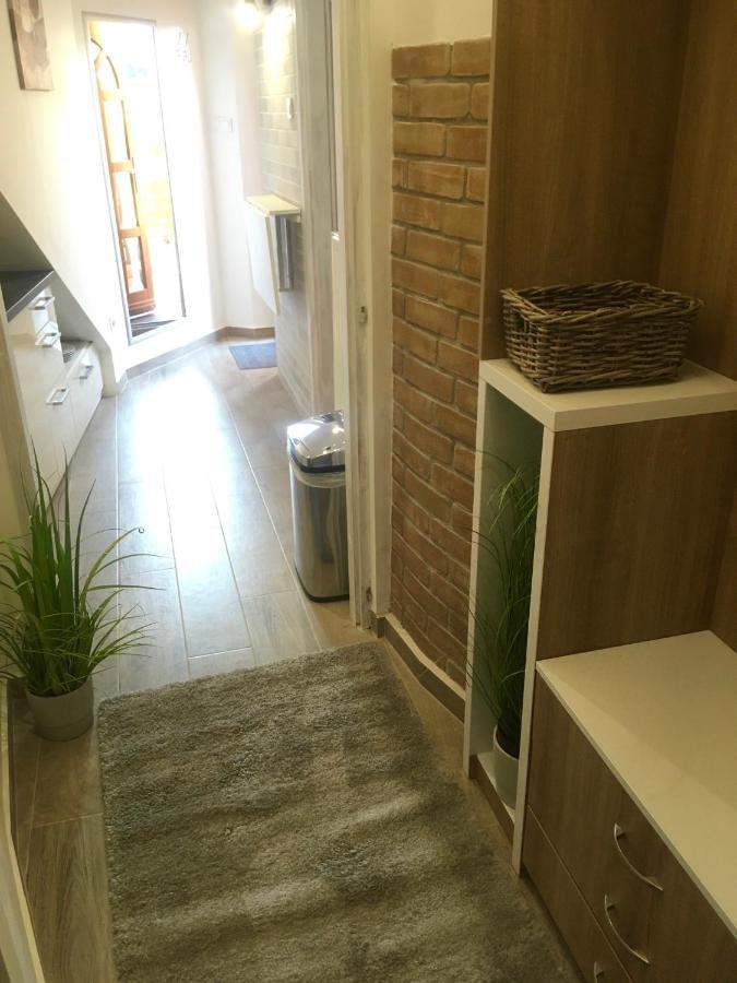 Boroka Apartman Belvaros Veszprém Exterior photo